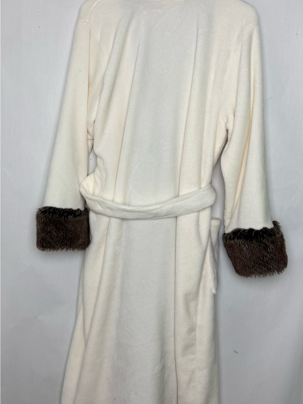 Luxe Faux Fur Plush Full Length Wrap Robe Size L/XL - Picture 4 of 10